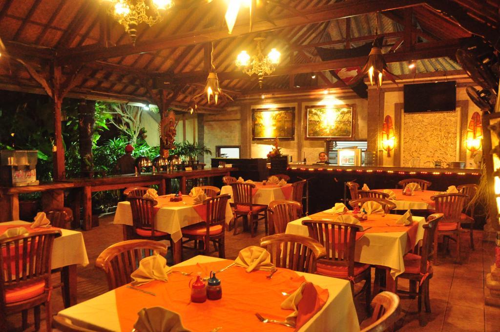 Kusnadi Hotel Легиан Экстерьер фото
