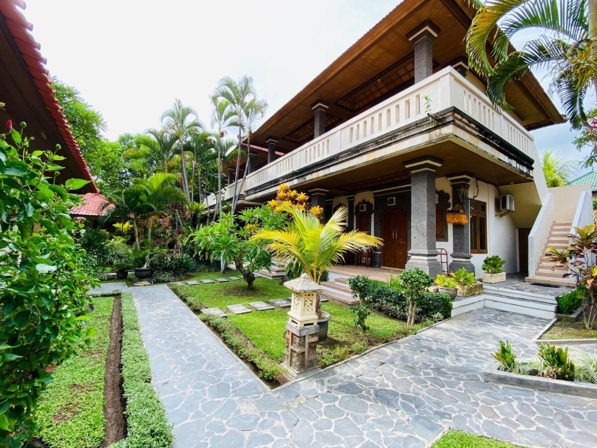 Kusnadi Hotel Легиан Экстерьер фото